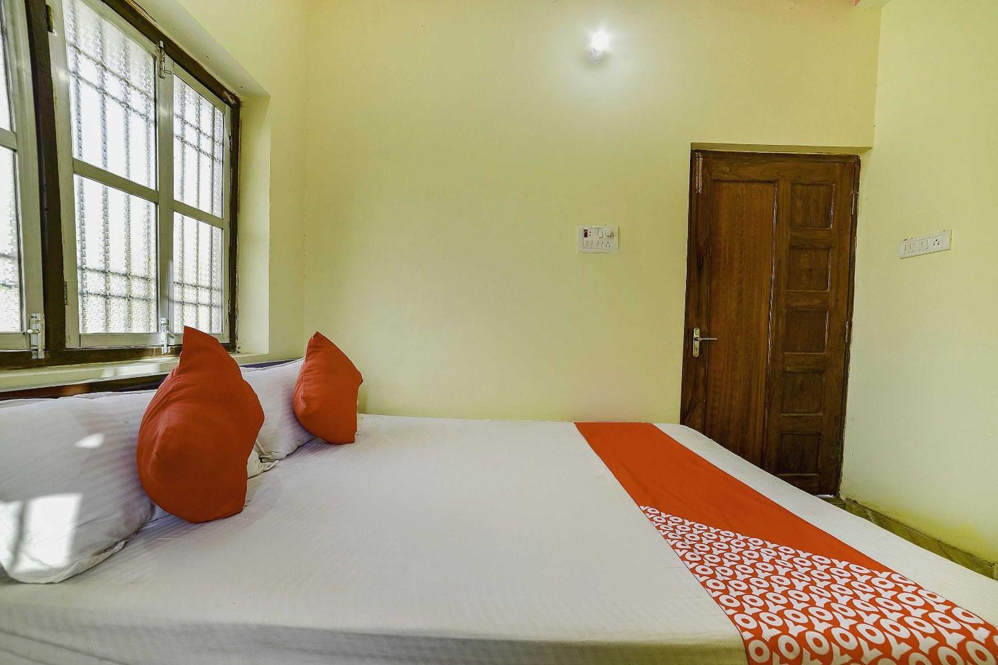 Oyo Flagship Ashoka Guest House Bihta Kültér fotó