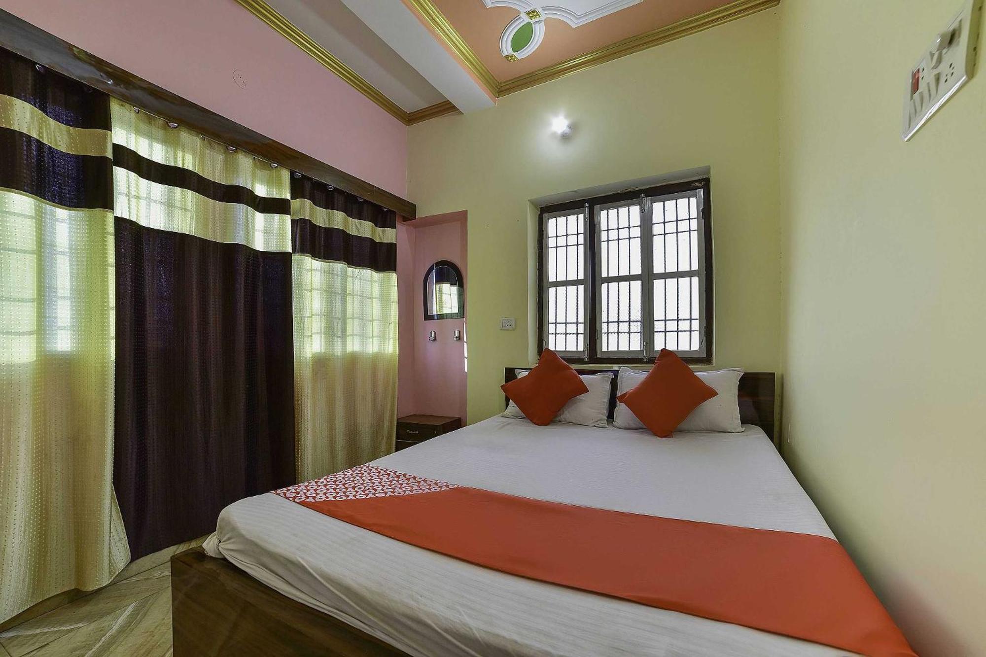 Oyo Flagship Ashoka Guest House Bihta Kültér fotó